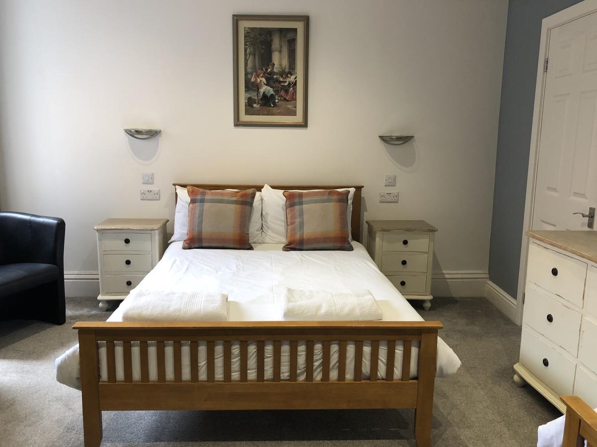 Corra Lynn Bed and Breakfast Whitby Exteriör bild